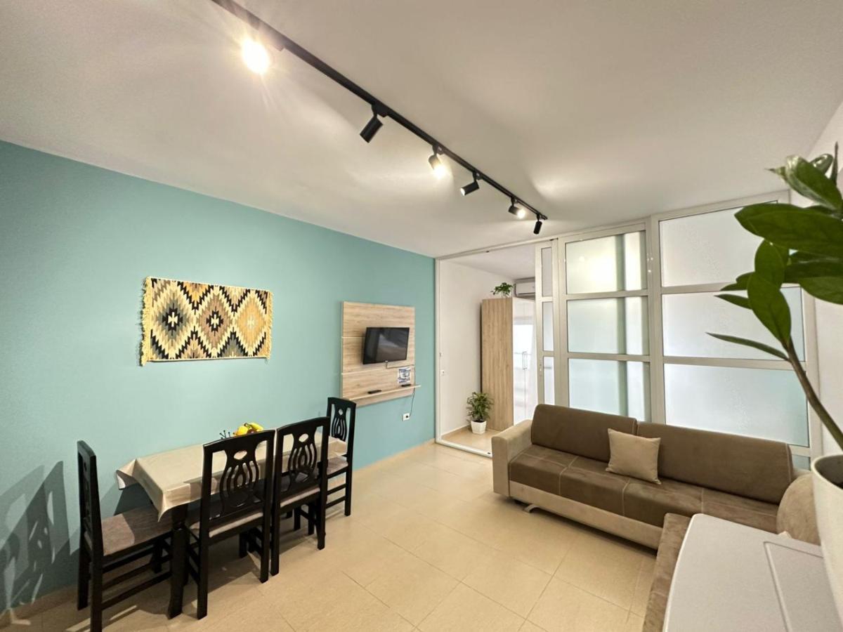Appartement Trea - On Private With Sunbed & Umbrella *