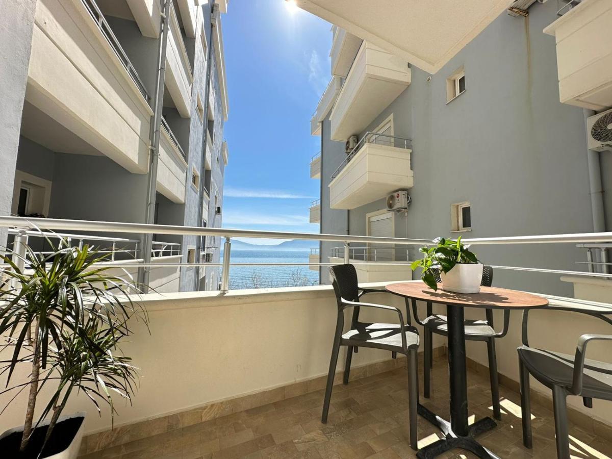 Trea - On Private With Sunbed & Umbrella Appartement